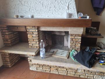 Caminetto prefabbricato in muratura