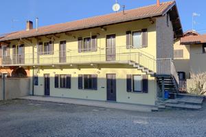 4 Appartamenti + Rustici e giardino