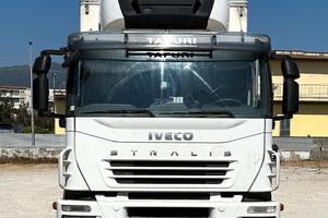 IVECO STRALIS 190 S 330 FRIGORIFERO CON SPONDA DA 