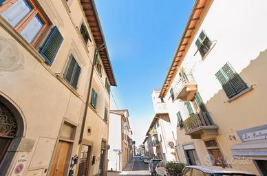Stanza singola comprese spese condominiali