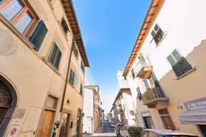 Stanza singola comprese spese condominiali