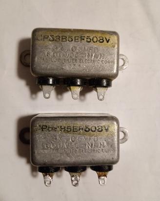 Coppia condensatori Carta ed olio 3x0,5uf 600V