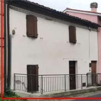 Porzione di casa a Cartoceto (PU)