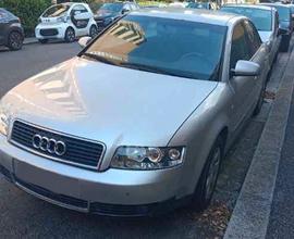AUDI A4 2ª serie - 2003
