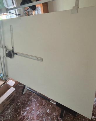 Tavolo da disegno Zucor con tecnigrafo