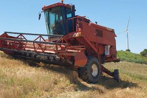 Mietitrebbia Laverda M112 AL