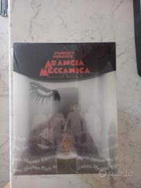 arancia meccanica titans of cult 