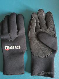 Guanti sub Mares