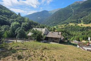 TER. RESIDENZIALE A ETROUBLES