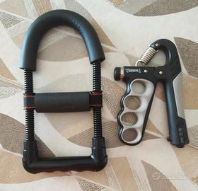 Attrezzi per allenamento presa mani e avambraccio 