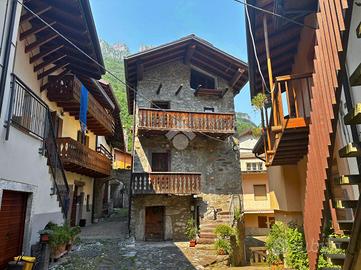 CASA INDIPENDENTE A DARFO BOARIO TERME