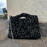 Borsa artigianale all’uncinetto