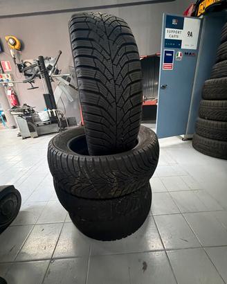 4 pneumatici invernali kumho 205/55R16 dot 2024