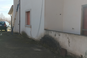 OccasioneCasa due piani con 10.000m2 di bosco