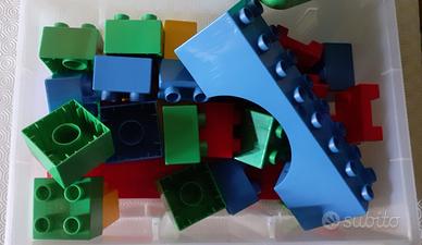 Blocchi di costruzione colorati per bambini