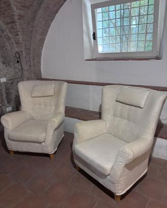 Coppia di  poltrone stile shabby chic