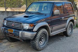 MITSUBISHI PAJERO RICAMBI 