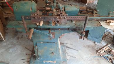 tornio usato per manici lima falce ecc