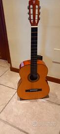 chitarra classica modello cs-10 con la custodia