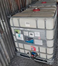 cisterna vuota da 1000L 