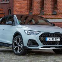 Audi A1 citycarver per ricambi