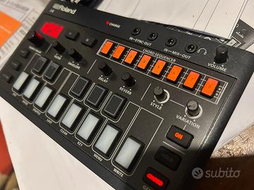 Roland J-6 arpegiatore sequencer