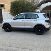 Volkswagen t cross 14.200 km