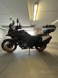 Suzuki V-Strom 650 XT praticamente nuova