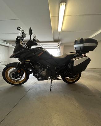 Suzuki V-Strom 650 XT praticamente nuova