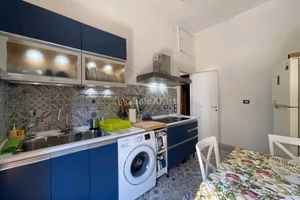2 camere viale mencacci  Anzio  Wi-Fi  aria  condi