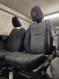 Sedile anteriore sx TOYOTA VERSO-S del 2012