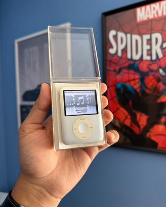 Apple iPod Nano 3ª Gen 4GB – Argento, Con Scatola