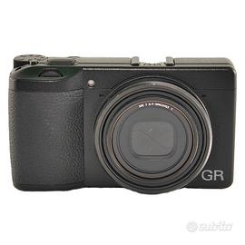 RICOH GRIIIx  1.346 SCATTI