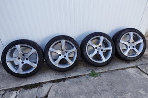 Cerchi in lega 16 peugeot più gomme invernali