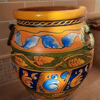 Vaso in terracotta decorato