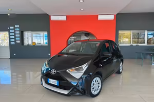 TOYOTA AYGO 1.0 VVT-i CONNECT X-PLAY