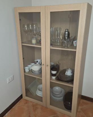 Vetrina soggiorno ikea Besta