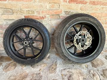 Cerchi marchesini carbonio 16,5