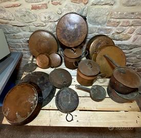 Pentolame in rame vario