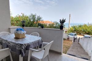 Bilocale Con Cantina e Giardino