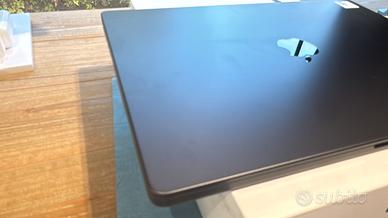 MacBook Pro 16″ M3 Max RAM 64Gb, SSD 1Tb Ex-Nuovo