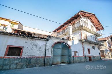CASA SEMINDIPENDENTE A SALASSA