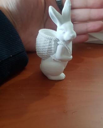 Coniglietto fatto in gesso