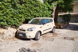 Auto KIA Soul 1.a Serie