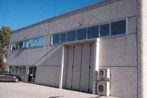 Capannone di 1200 in condominio chiuso