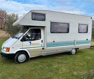 Camper mansardato