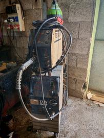 Saldatrice a Filo Continuo