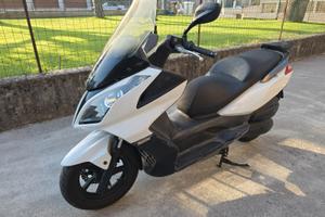 KYMCO Downtown 125