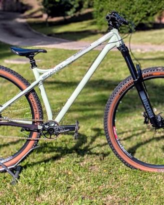 Production Privee Shan GT 29 