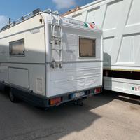 Camper